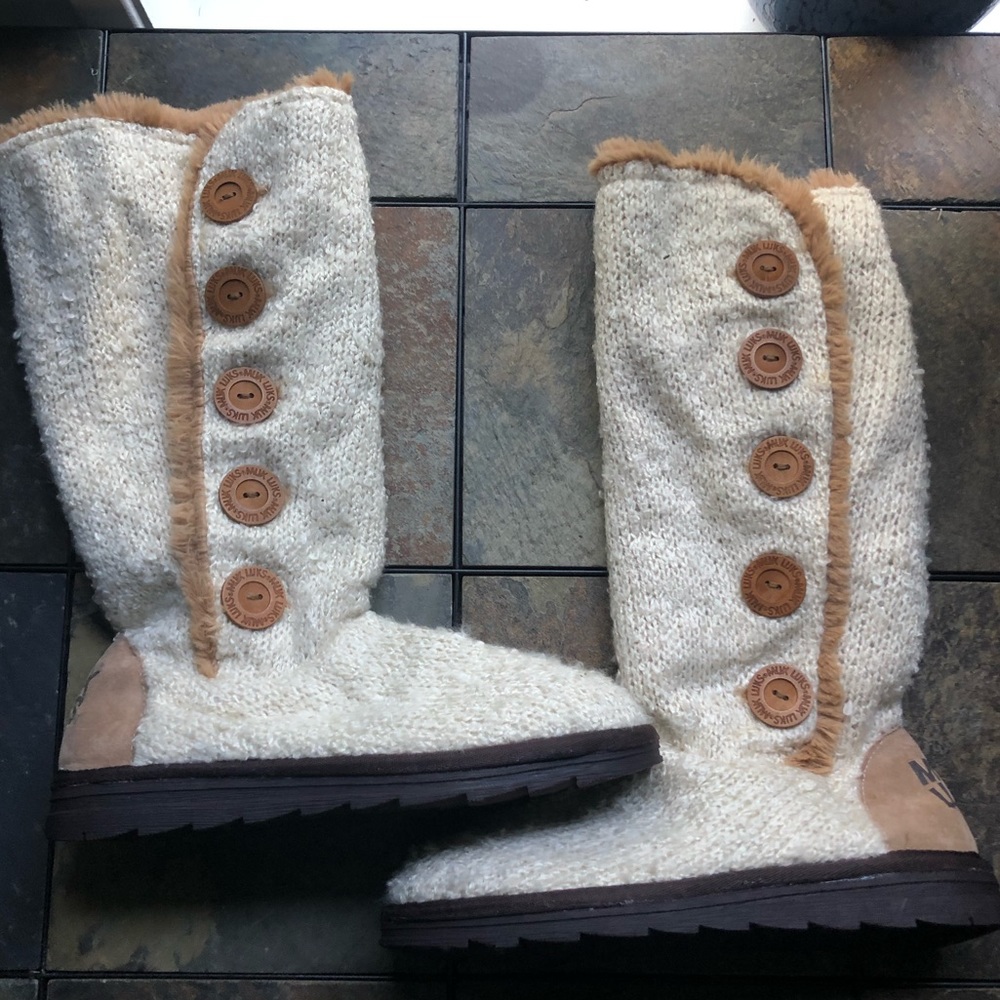 Muk Luk sweater boot